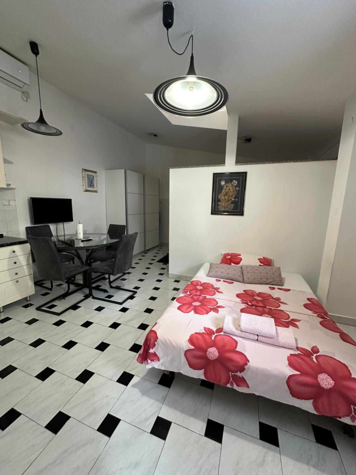 Appartamento Studio Sakic Spalato Esterno foto